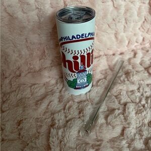 20oz Phillies Tumbler with Straw